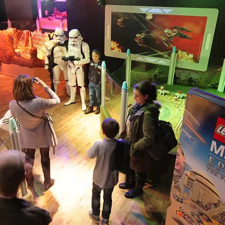 Internal time-lapse at Legoland Star Wars Miniland