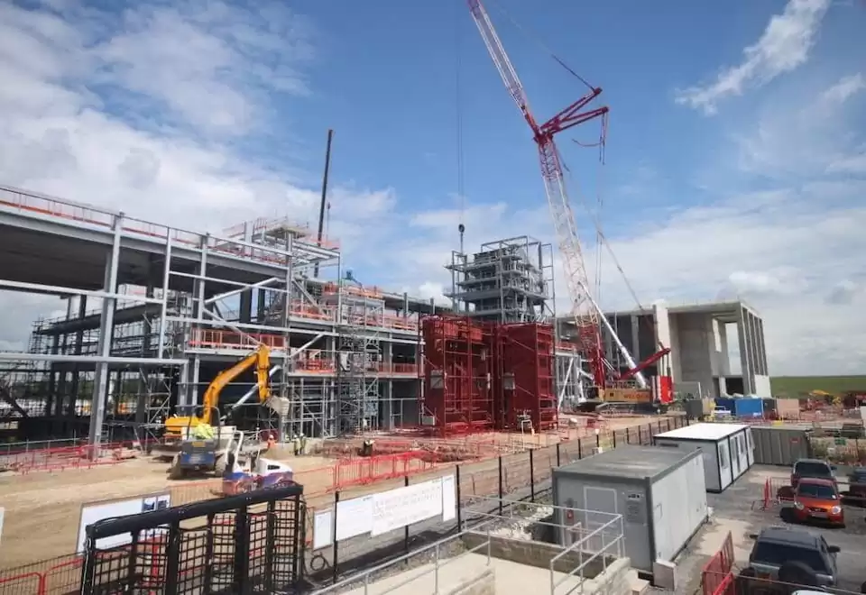 HD time-lapse image of a construction site.